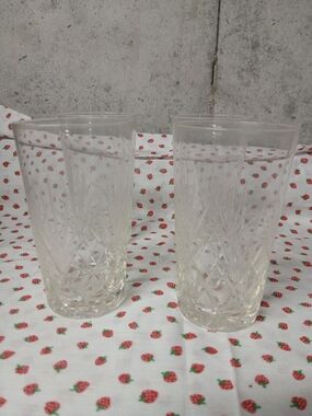 Clear Glass Drinking Cups